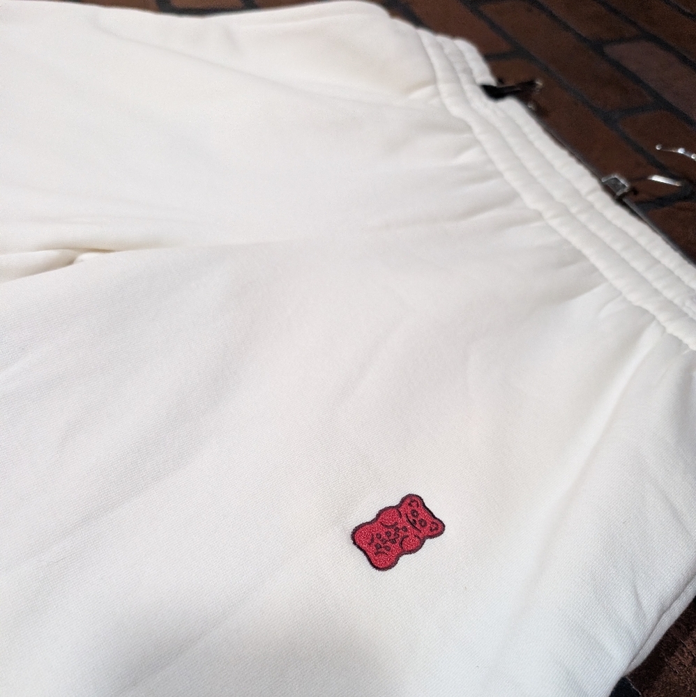 Women's Gummy Bear Harbio‎ sweatpants